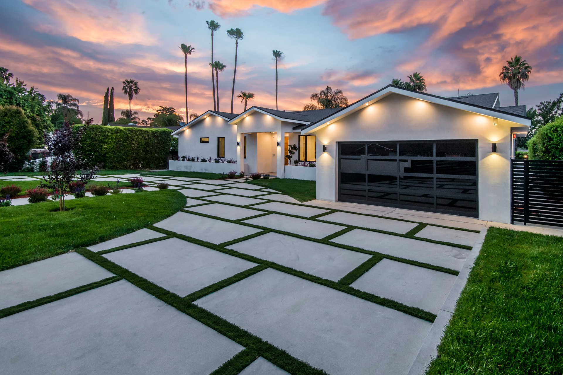 Modern new construction home in Los Angeles